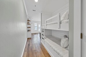 1 camera, ferro/asse da stiro, Wi-Fi gratuito, lenzuola