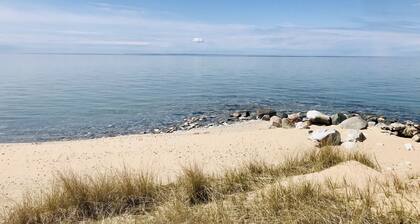 Beach Cottage, Private Lake Michigan Beach, Harbor Springs Good Hart