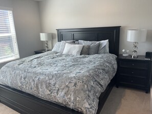 2 Schlafzimmer, Schreibtisch, kostenloses WLAN, Bettwäsche