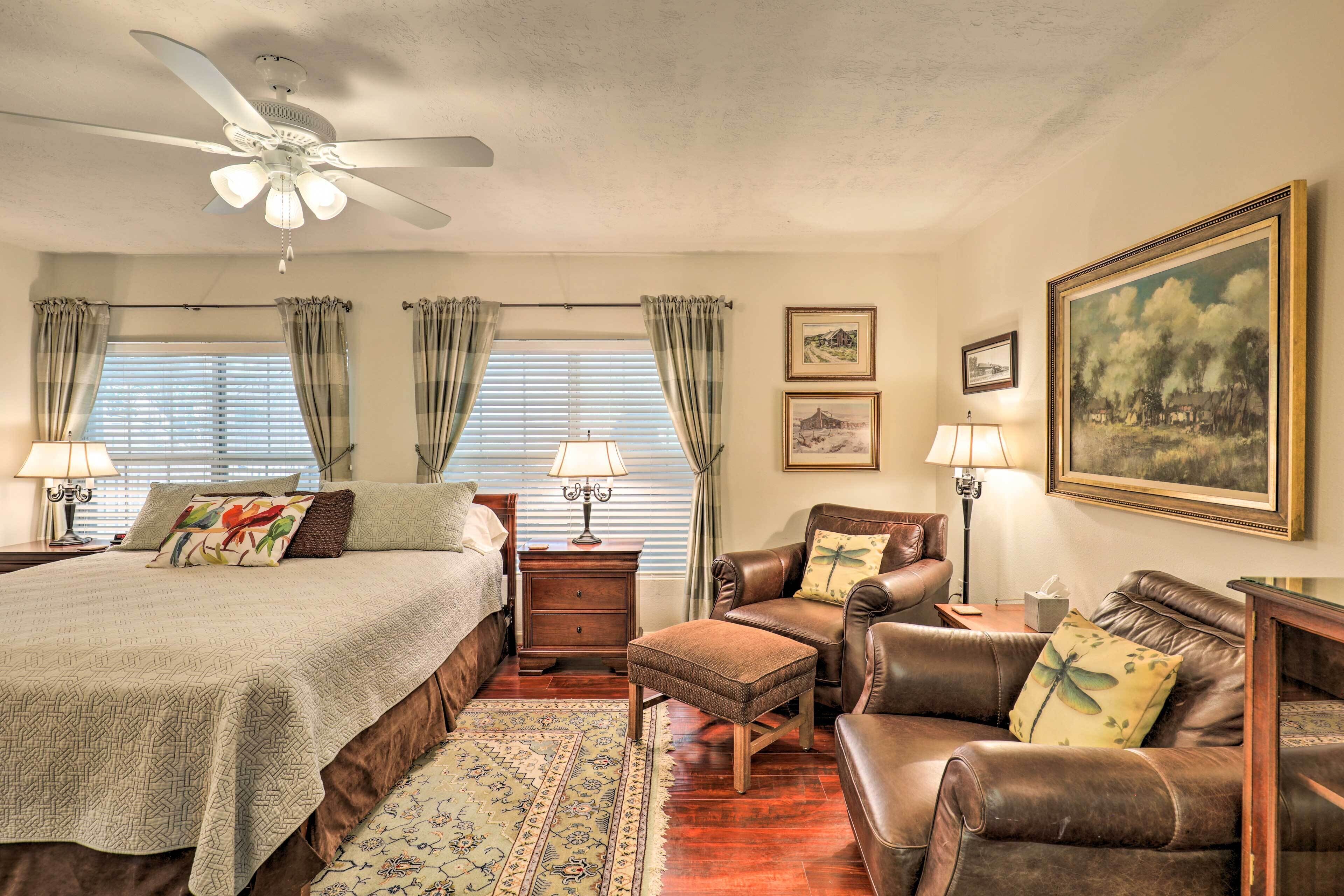 College Station Studio < 1 Mi to Kyle Field!