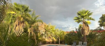 Tropical Mountain Valley Casita