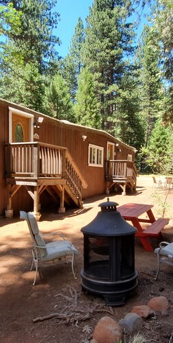 Studio B at Bigfoot Lodging Lassen