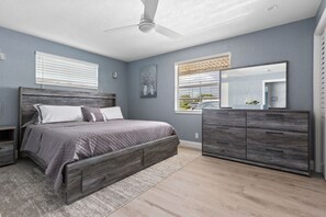 4 多间卧室、办公桌、熨斗/熨衣板、免费 WiFi