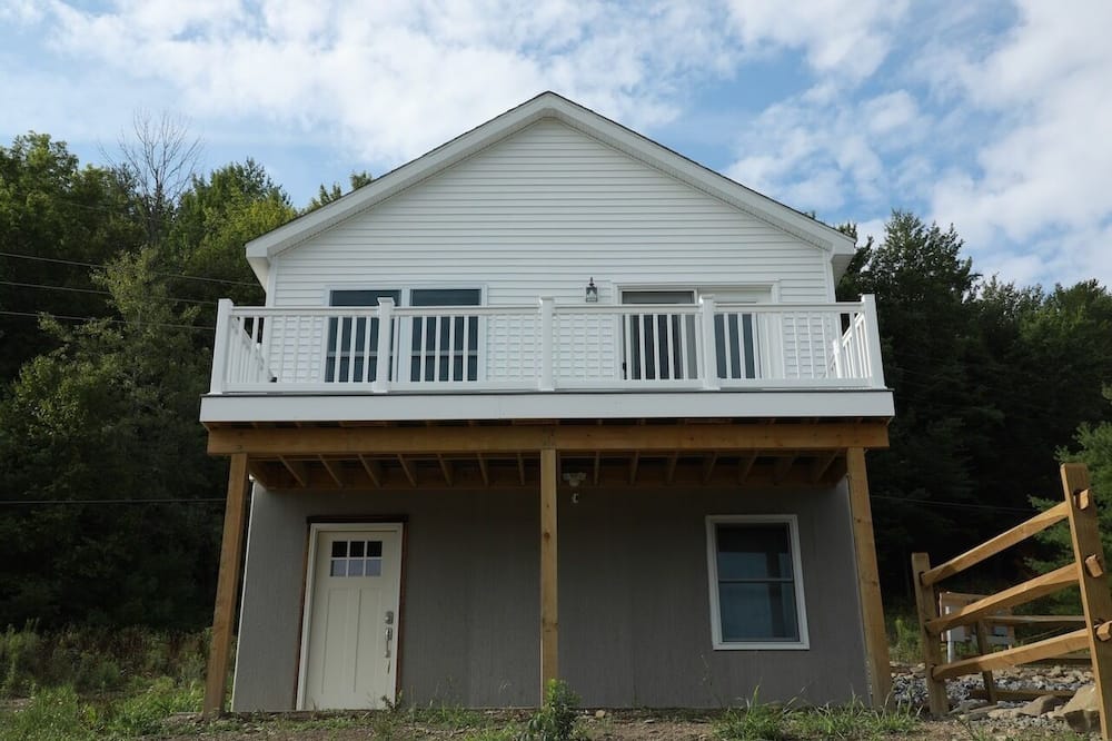 Brand-New House On Lake With Tons of Privacy