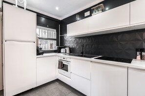 Fridge, microwave, oven, dishwasher