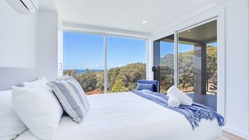 5 Schlafzimmer, Schreibtisch, Bügeleisen/Bügelbrett, kostenloses WLAN