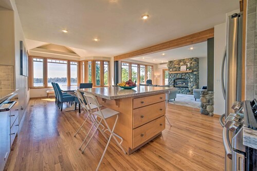 Spacious Lake Stevens Home w/ Fire Pit, Patio