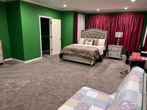 2 Schlafzimmer, Schreibtisch, Bügeleisen/Bügelbrett, kostenloses WLAN