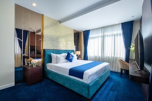 Junior Room | City view