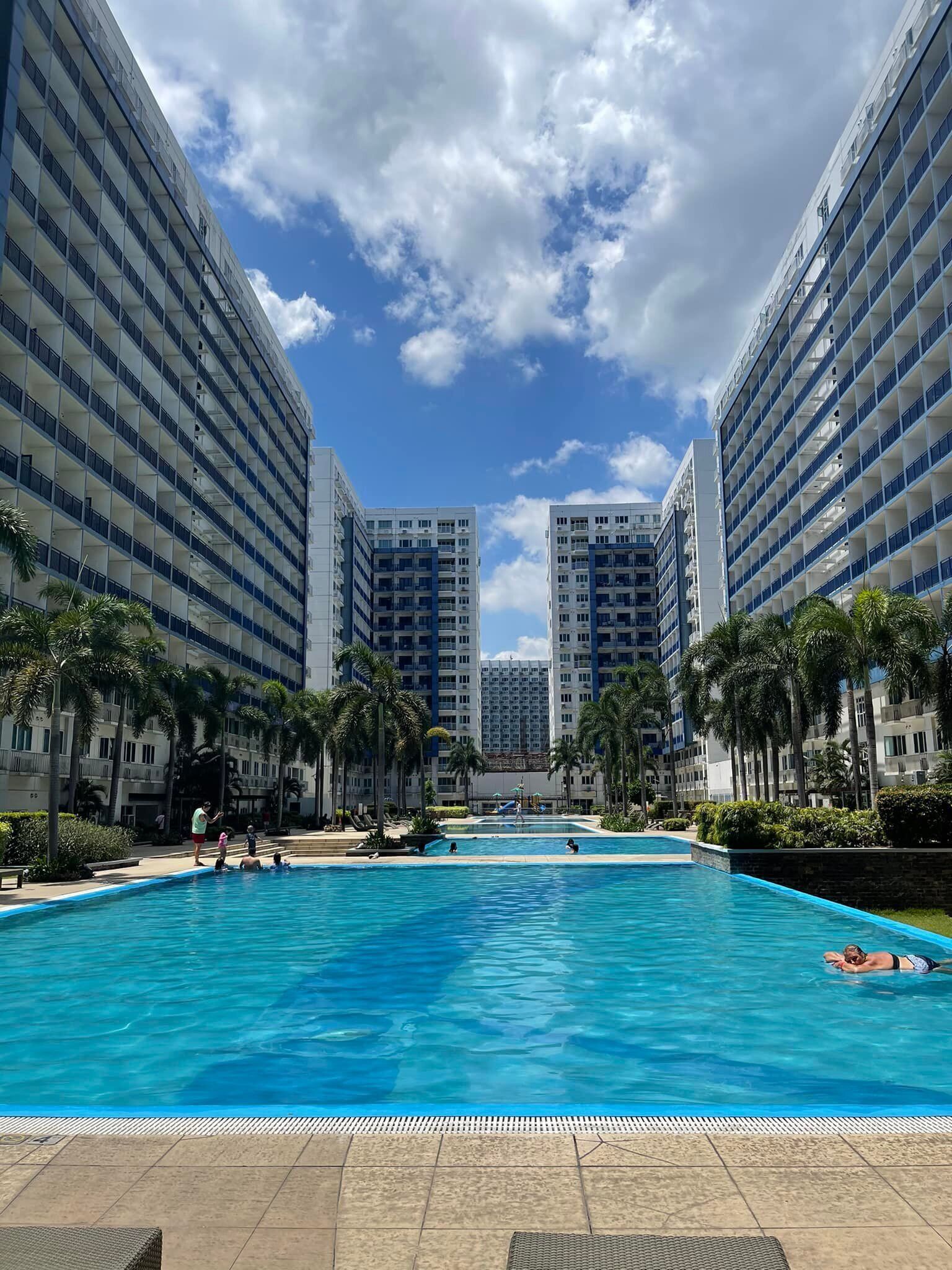 حمّام سباحة خارجي