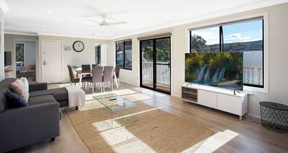 Renovated 3 bed Unit with Views