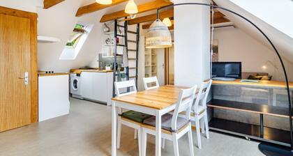 Premium Apartment "Marienstraße" with Balcony, Wonderful View, and Wi-Fi