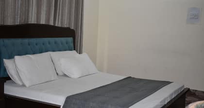 Town Palace Guest House