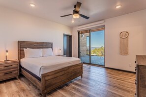 4 chambres, bureau, accès Internet, draps fournis