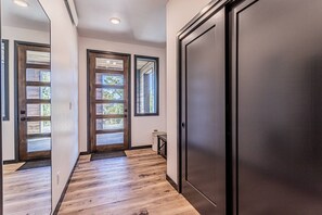 Entrance to our home - great storage included - Monthly Stays Available! Dog Friendly-Great Views (Steamboat Springs)