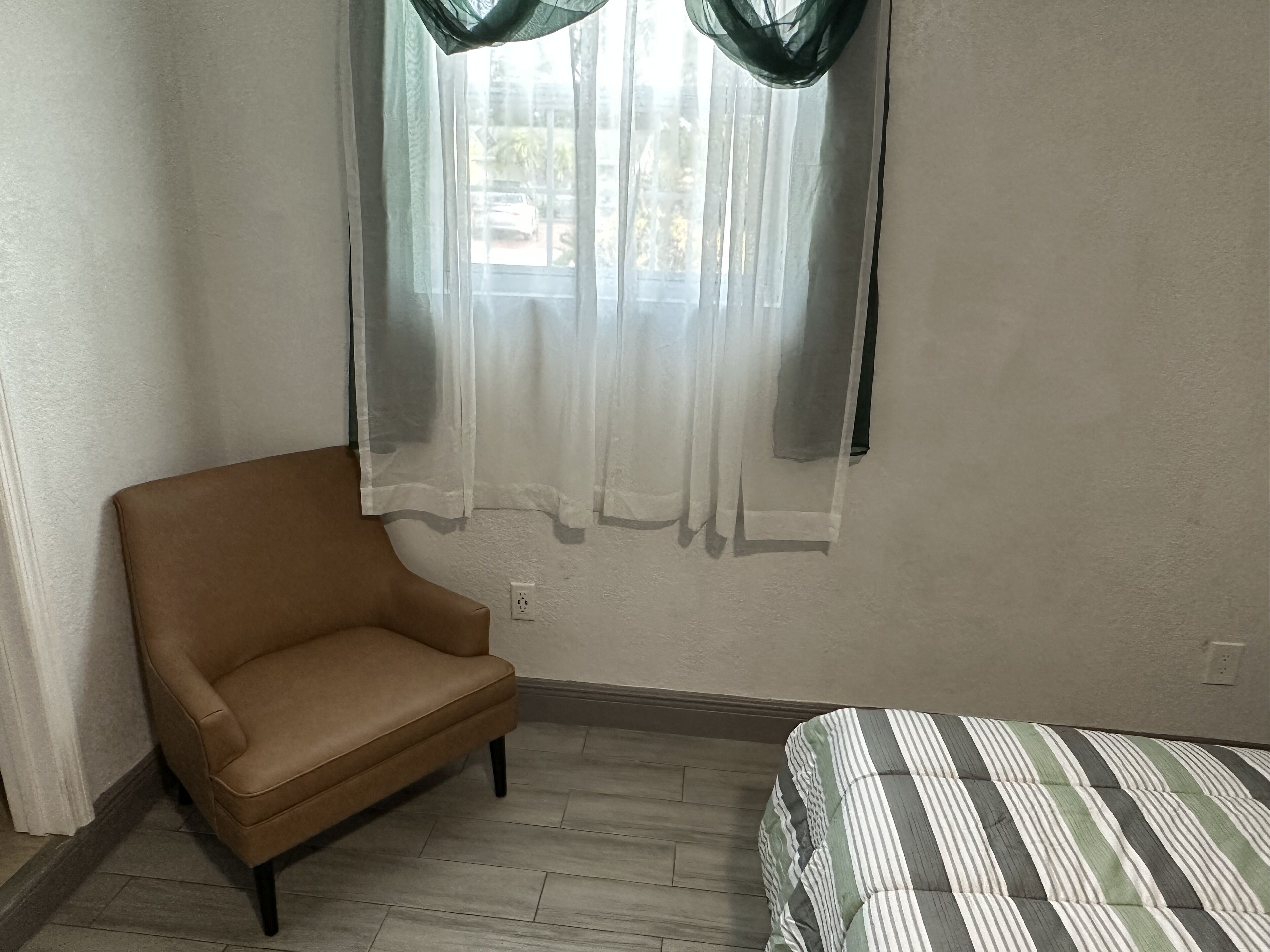 Cozy Suite in the Heart of Orlando near Universal Hot Tub Spa