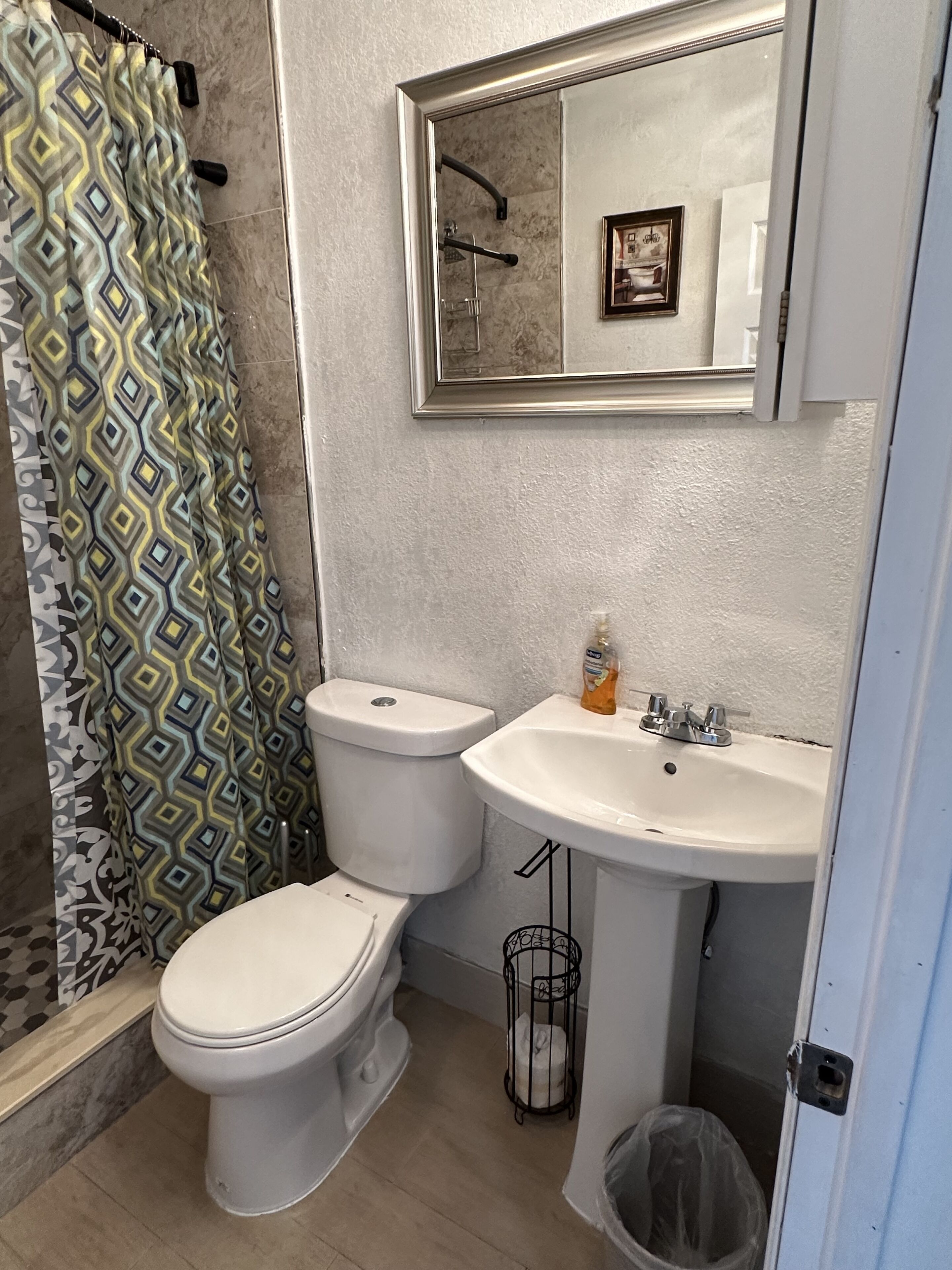 Cozy Suite in the Heart of Orlando near Universal Hot Tub Spa