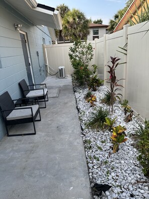 Terrace/patio - Cozy Suite in the Heart of Orlando near Universal Hot Tub Spa (Orlando)