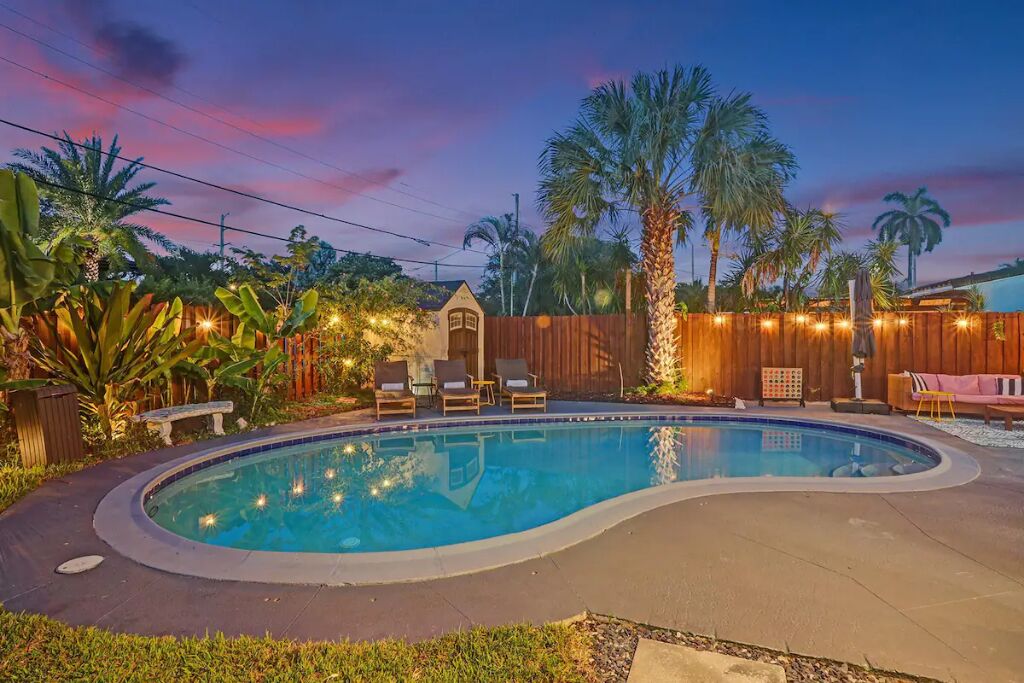 Newly Renovated Home in Hollywood w HEATED Saltwater Pool