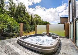 Terrace/patio - A luxury three-bedroom lodge with a modern lounge layout, perfect for families. (Bridgnorth)