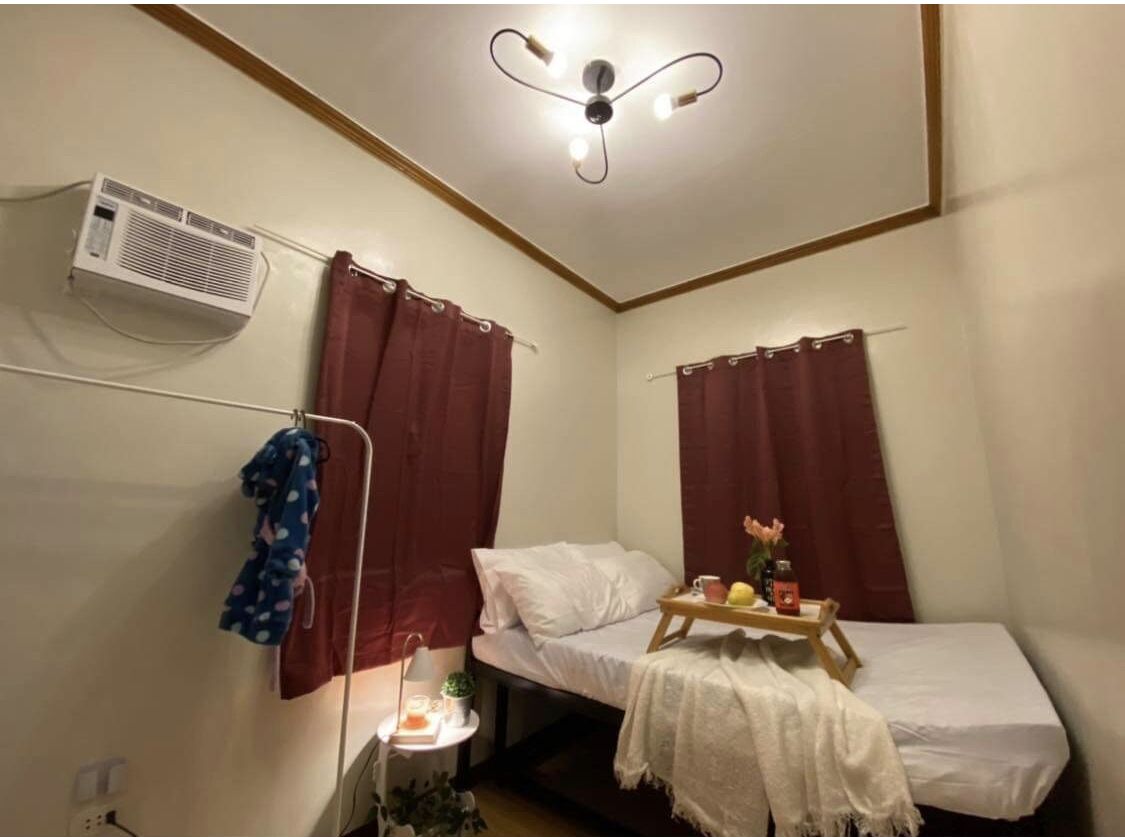 Casita Blanca Jala Jala - Relaxing Tiny Home and Farm Living