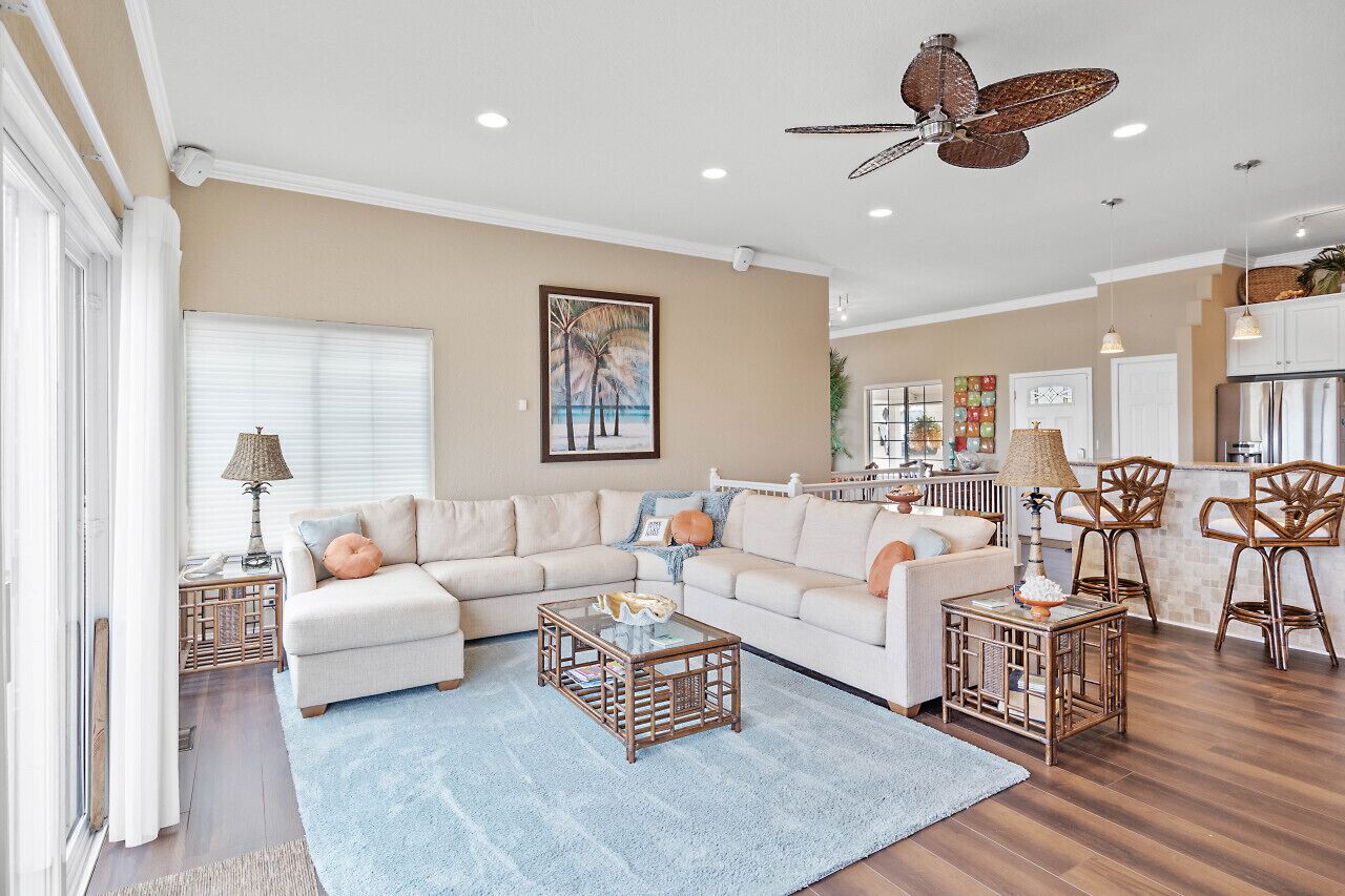 Malibu Delight – Tiki Bar, Private Dock, and More!