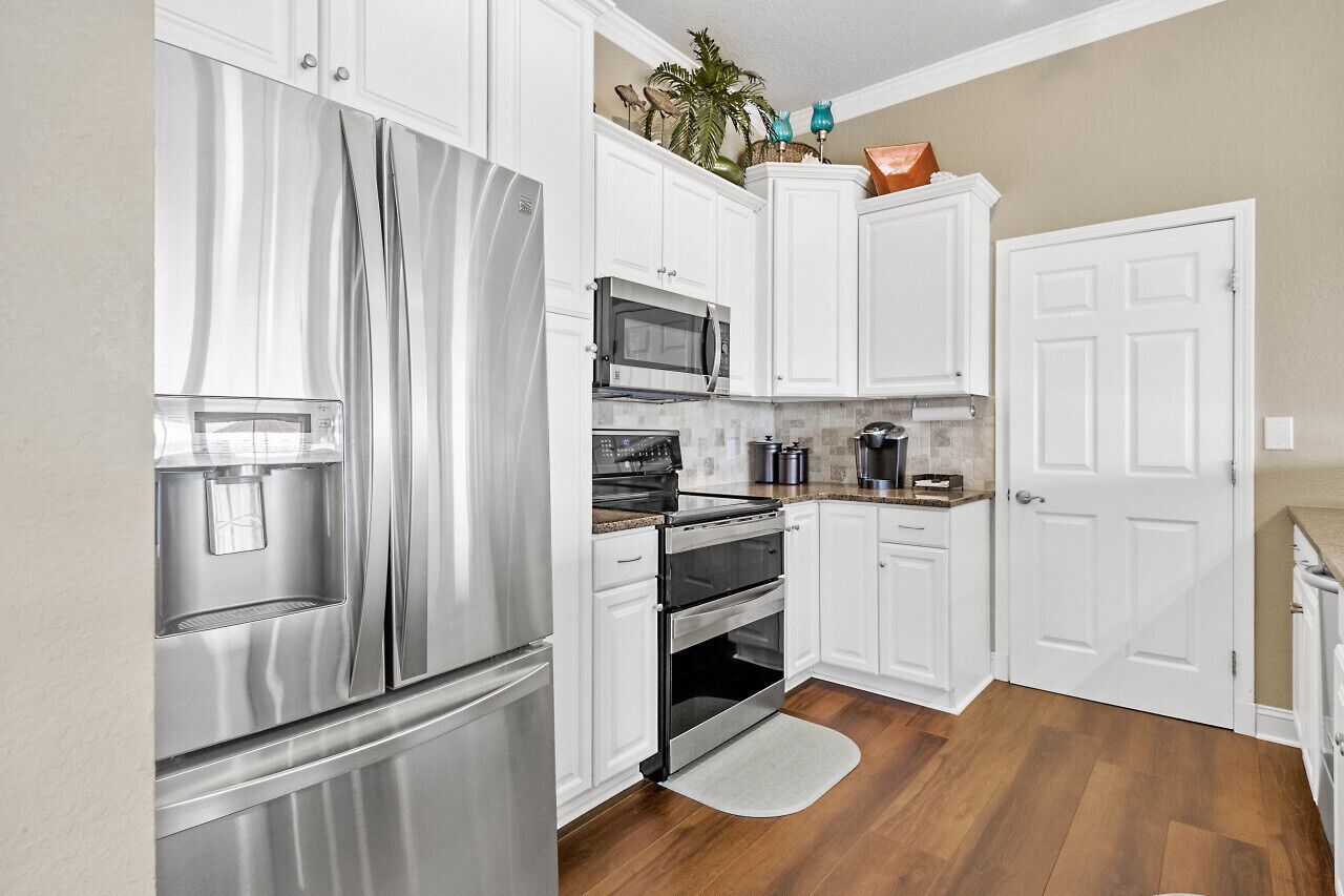 Malibu Delight – Tiki Bar, Private Dock, and More!