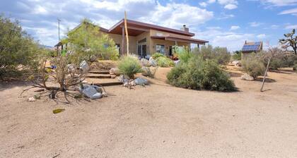 Jackalope Junction-Hot Tub Fire Pit BBQ Views