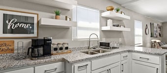 Home in central El paso / Medical Ctr of Americas