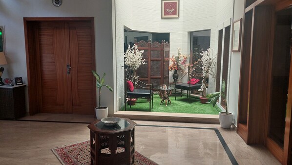 Interior - Luxurious 2-bedroom ground portion in heart of DHA (Lahore)