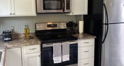 Family friendly Getaway in private culdesac