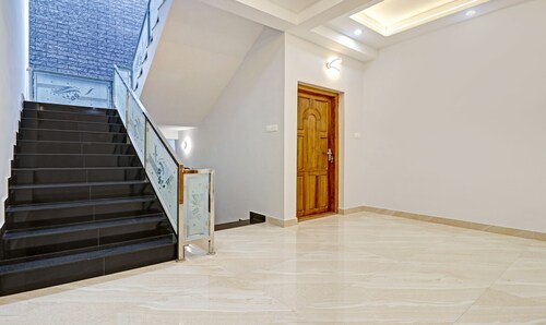 Itsy Hotels Palm Grove By D2V