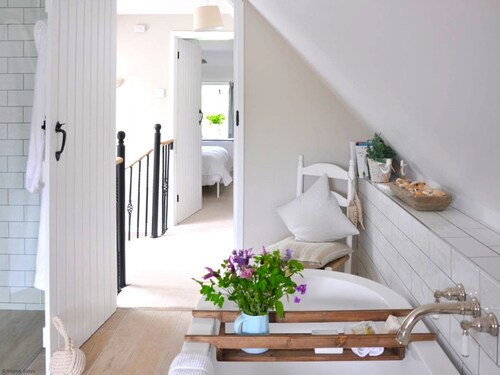 Mill Barn by inspirestays.com - a cottage that sleeps 2 guests in 1 bedroom