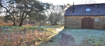 Mill Barn by inspirestays.com - a cottage that sleeps 2 guests in 1 bedroom