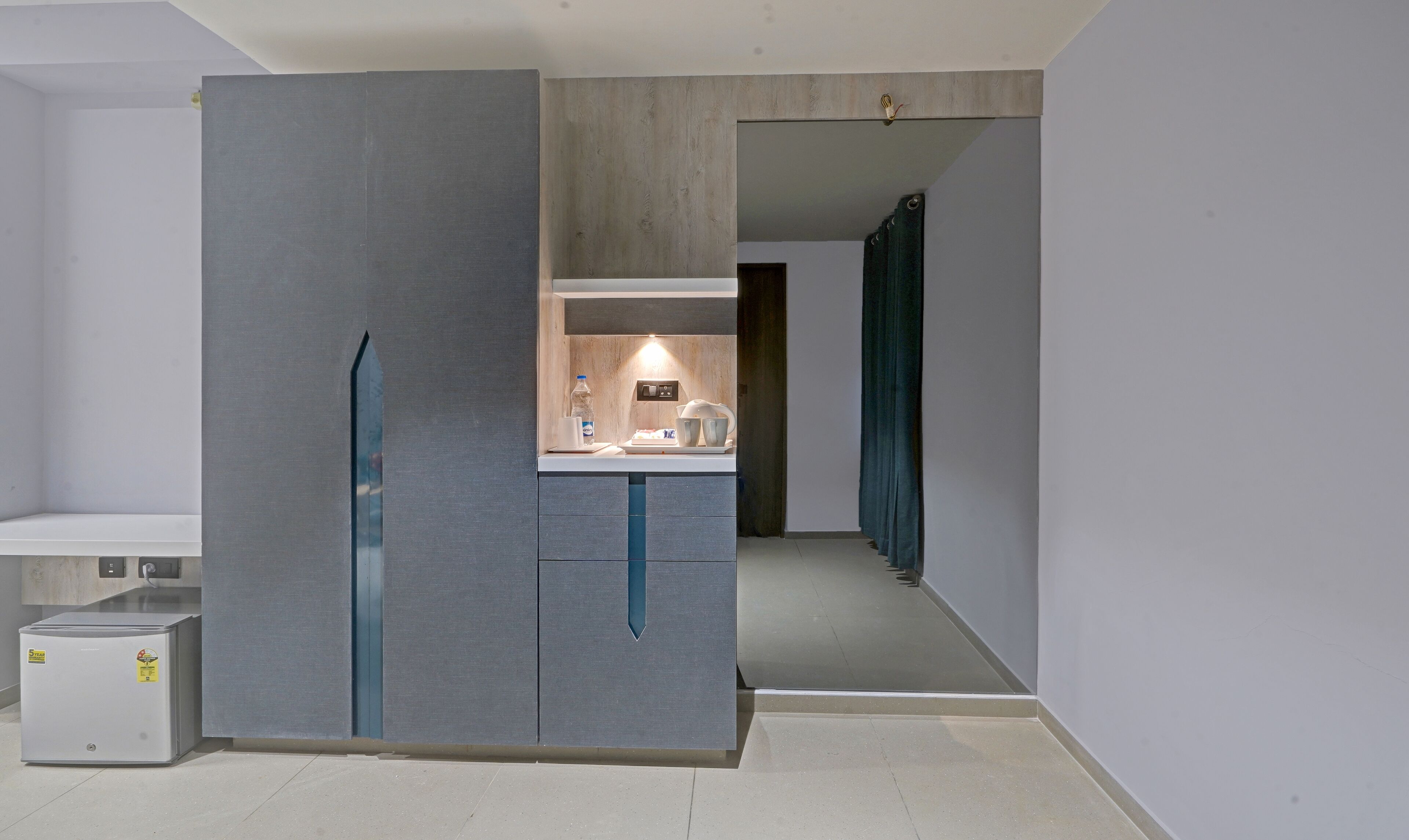 Premium Double Room | Desk, iron/ironing board