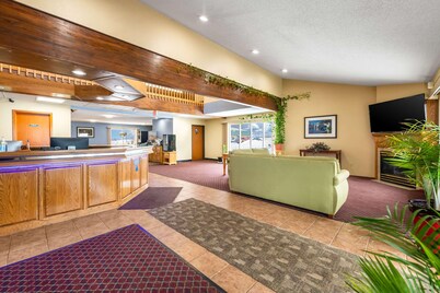 Rodeway Inn Milaca