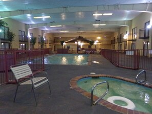 Pool - Regency Inn & Suites Altus OK (Altus)