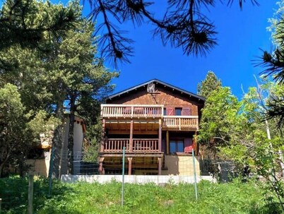 Bel Appartement Dans un Chalet vue sur le lac