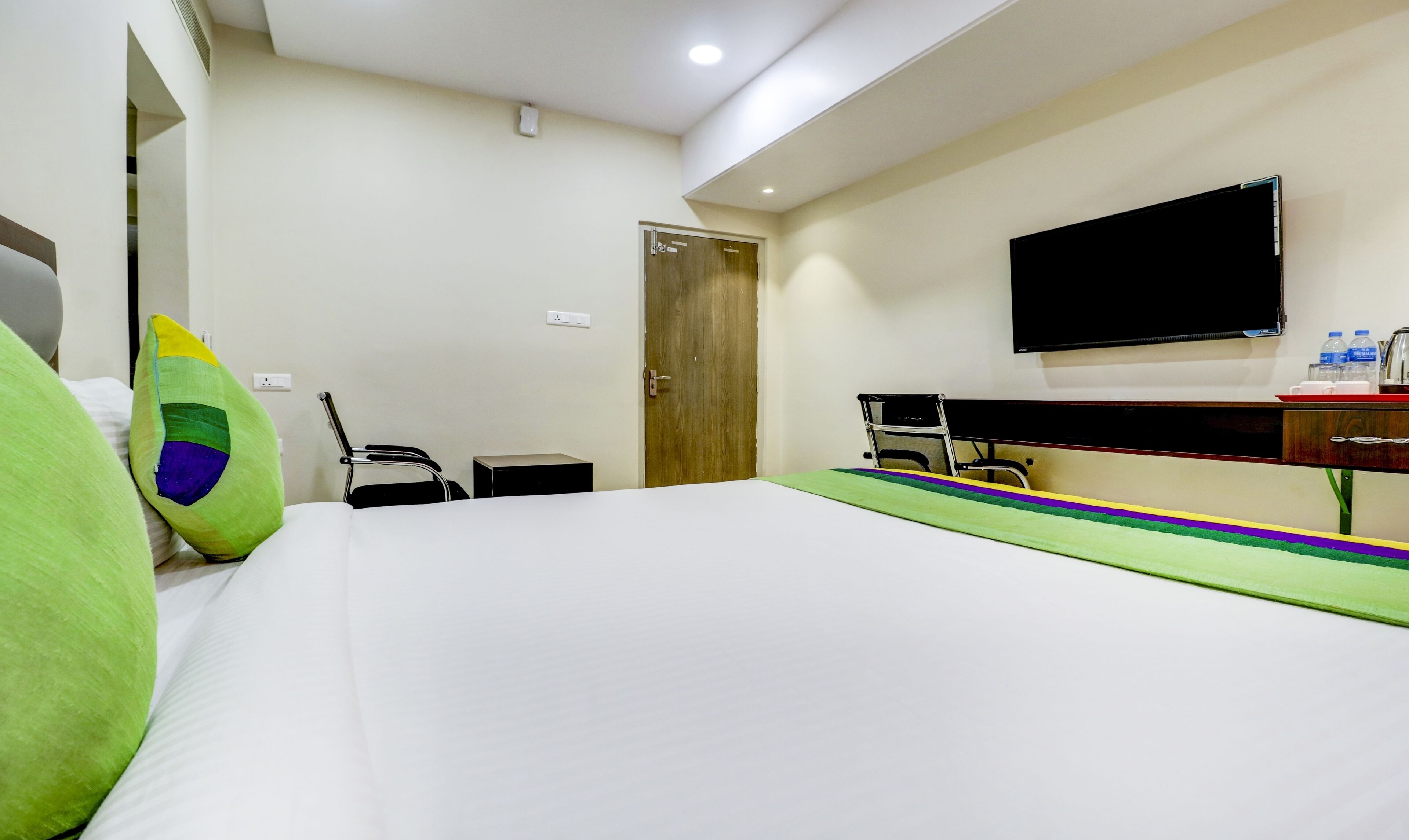 standard room | desk, iron/ironing board