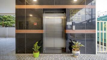 Elevator