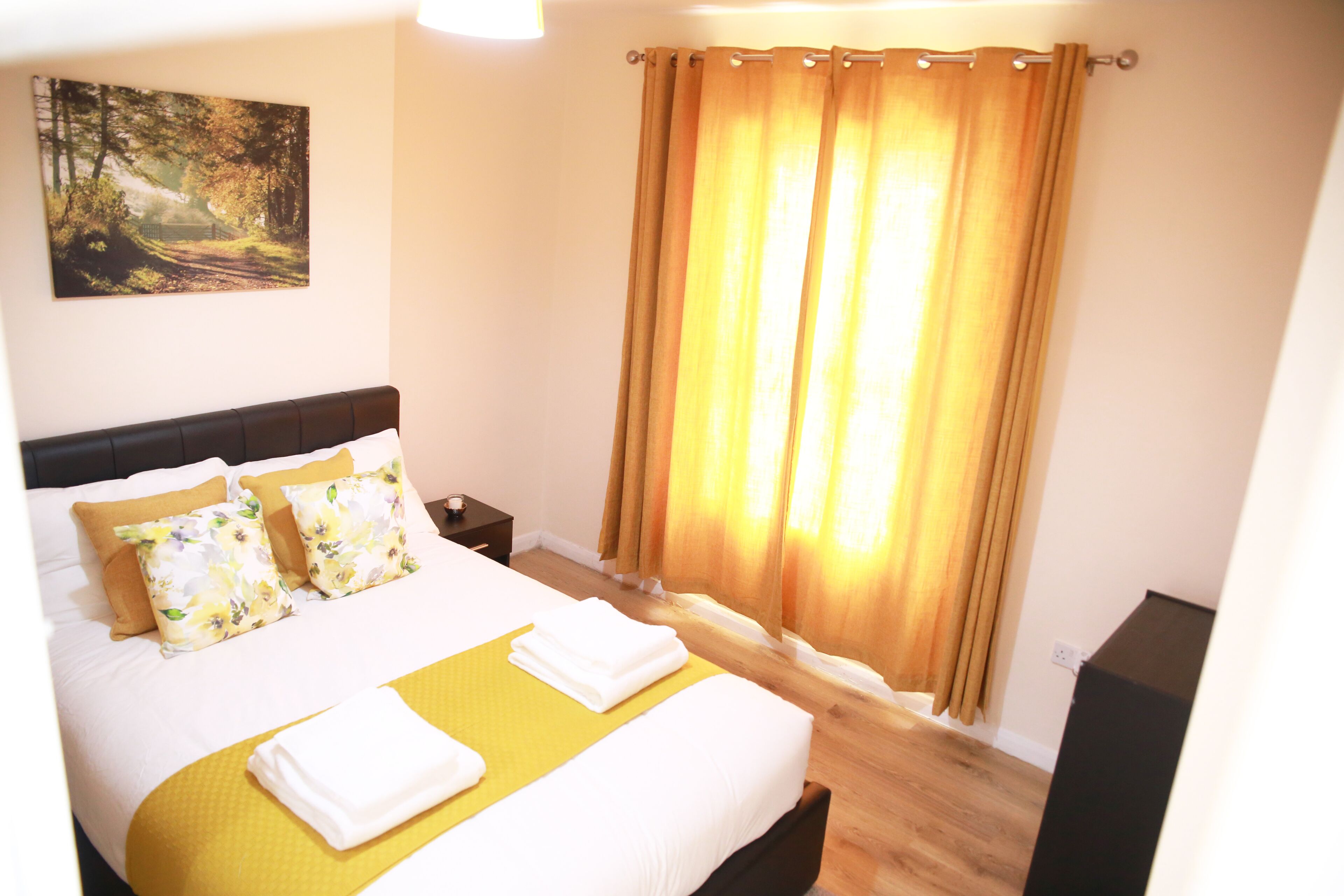 公寓, 1 張加大雙人床 | 1 間臥室、免費無線上網、床單