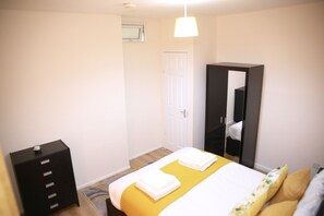 Departamento, 1 cama Queen size | 1 habitación, wifi gratis y ropa de cama 