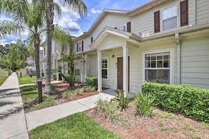 Front of property - Marvelous 3 Bd Close To Disney @ Lucaya Resort 107 5364 (Kissimmee)