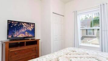Condo | 3 bedrooms, in-room safe, individually decorated, individually furnished