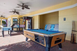 Games room - Magnificent 2 Bedroom Apartment Vista Cay Resort 107 (Orlando)