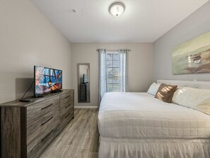 2 bedrooms, in-room safe, individually decorated, individually furnished - Magnificent 2 Bedroom Apartment Vista Cay Resort 107 (Orlando)