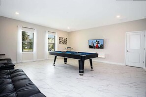 Children’s play area – indoor