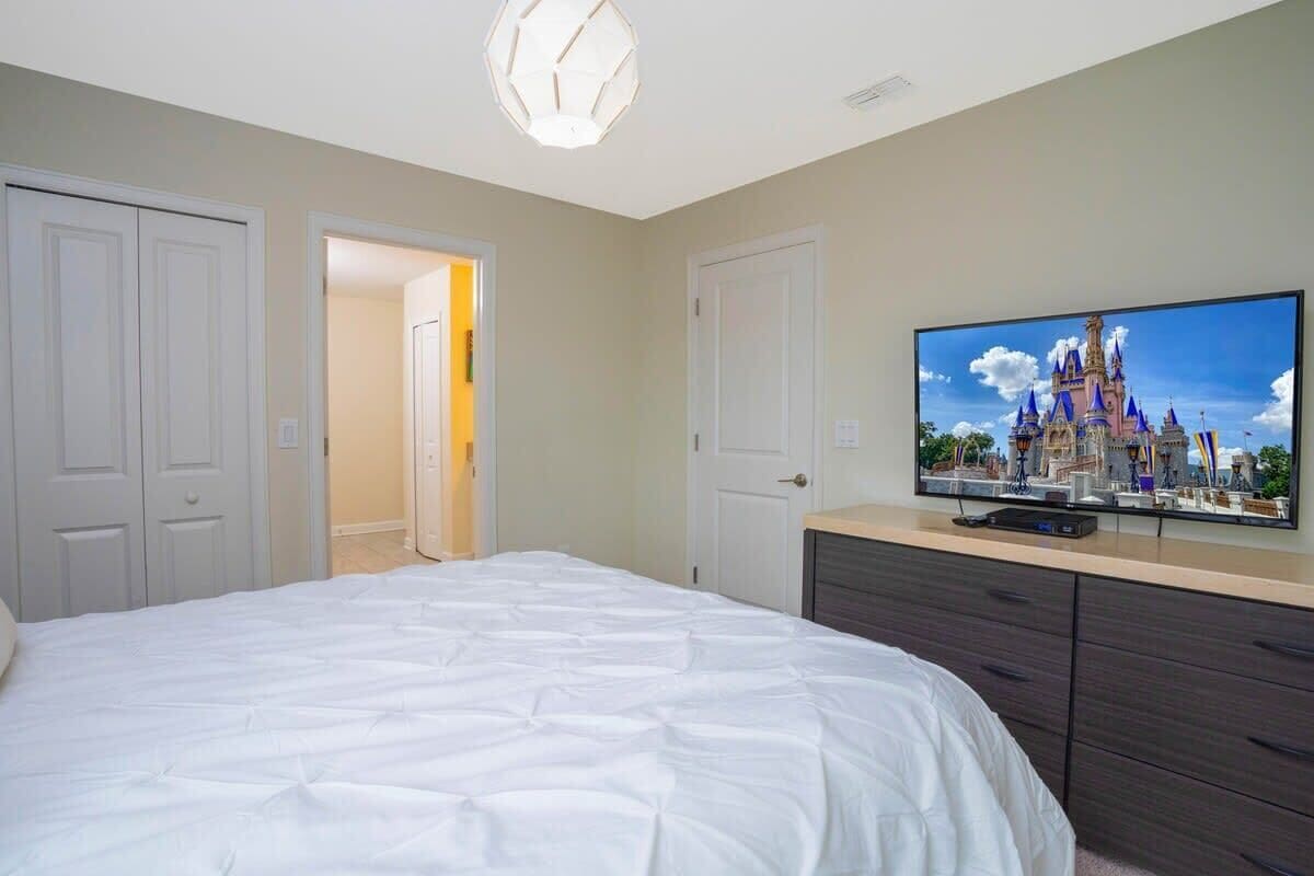 Casa de ciudad | 9 habitaciones y caja de seguridad en la habitación 