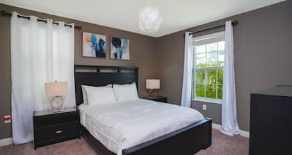 Stunning 9 Bd Single Family w/ Pool @ Champions Gate 1508