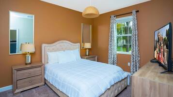 Townhouse | 9 soverom, safe på rommet, individuelt dekorert og individuelt innredet